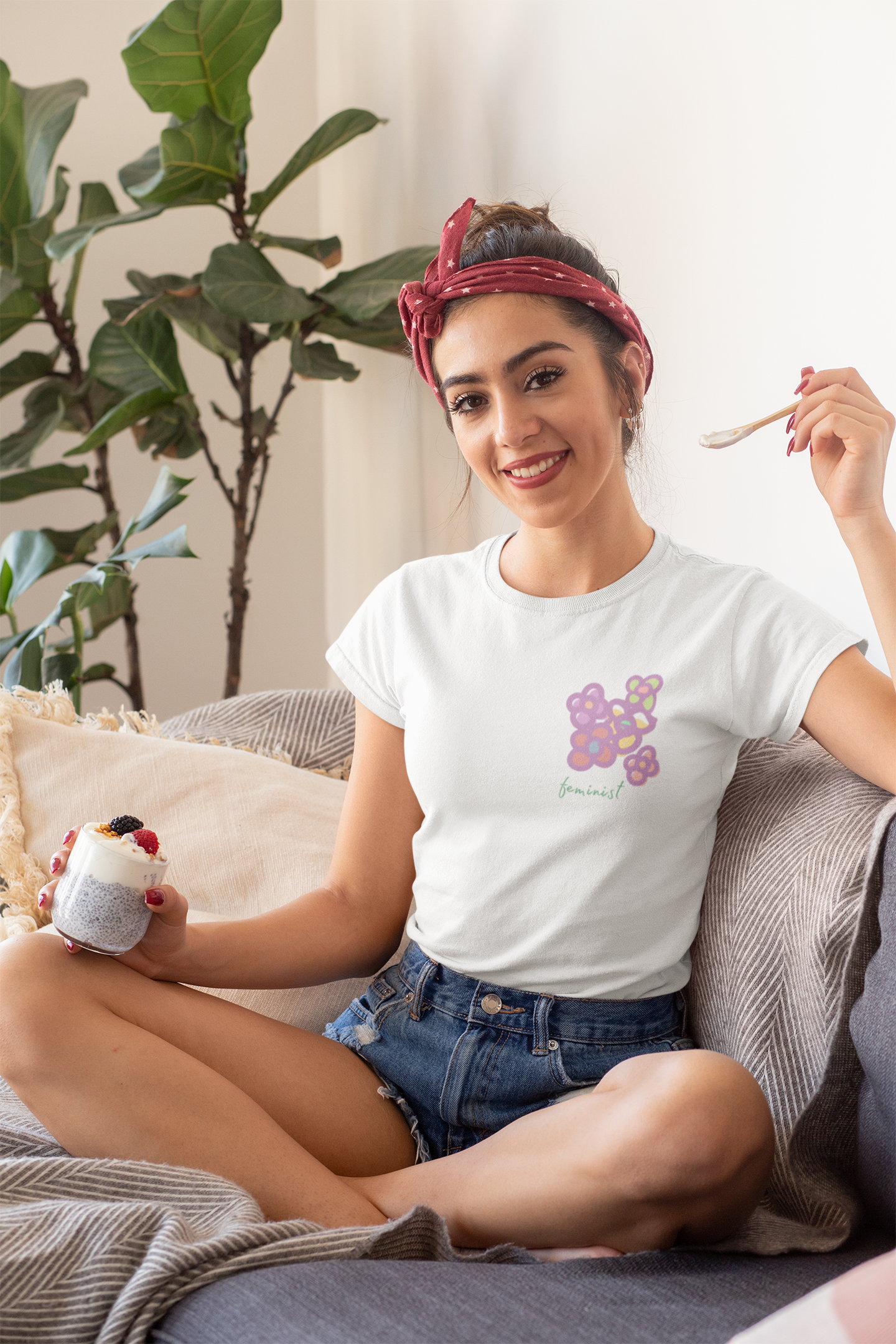 Feminist Mini-Floral - Women's T-shirt